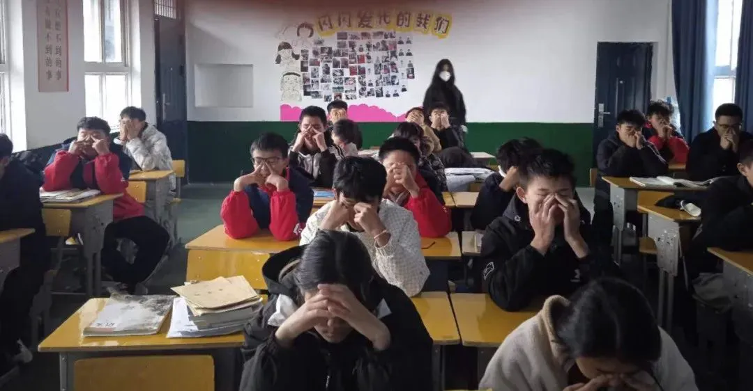 如何通过反馈分析提升篮球战术意识_2